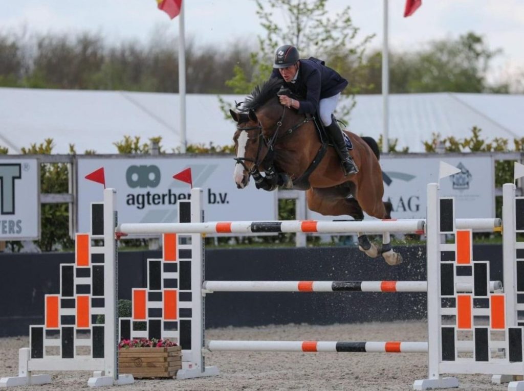 Nutritional Strategy Elite Showjumping Horse with Team Raijmakers